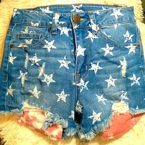 No Boundaries blue Jean Jean distressed short NWOT